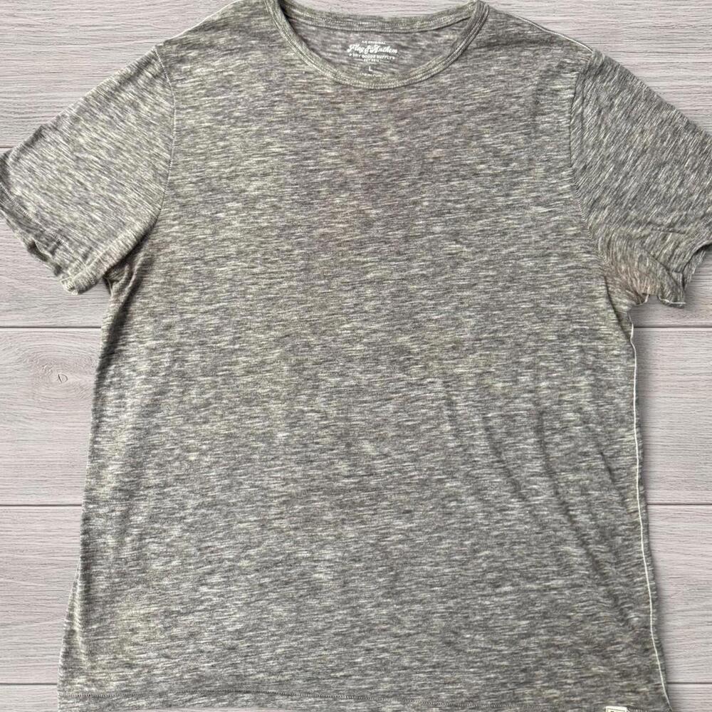 Flag & Anthem Heathered Grey Crewneck T Shirt – Size Mens L